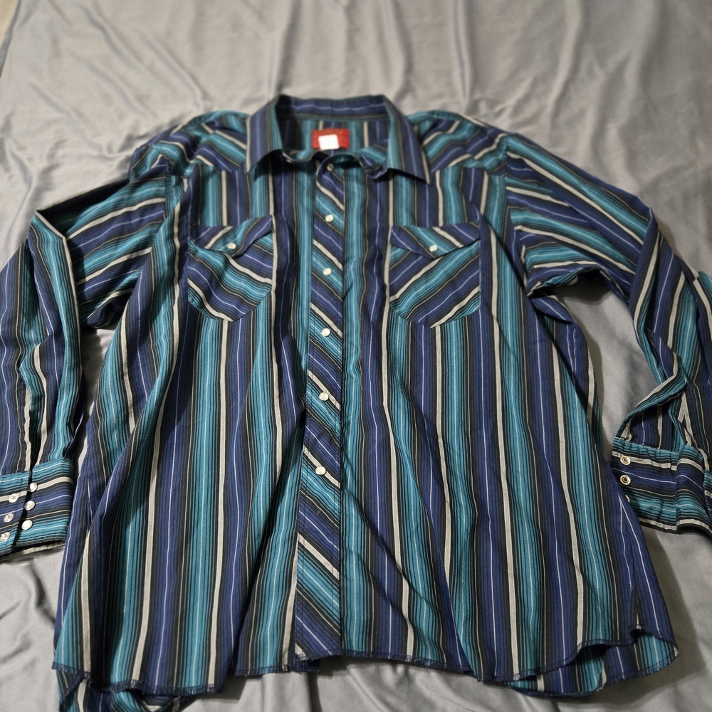 Rustler Vintage Striped Blue and Green Men's Shirt XXL Pearl Snap X-Long Tail